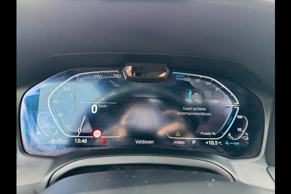 BMW 3-serie 330e High Executive M Pakket Dakje Leder Trekhaak HeadUp