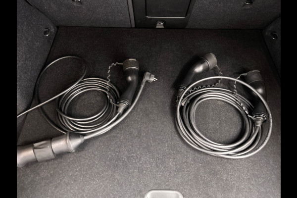 Volvo XC40 1.5 T5 Recharge Inscription 262 PK | Camera | Carplay | Elek. Kofferklep |
