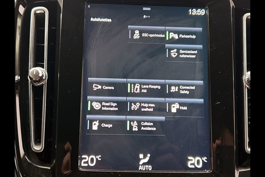 Volvo XC40 1.5 T5 Recharge Inscription 262 PK | Camera | Carplay | Elek. Kofferklep |