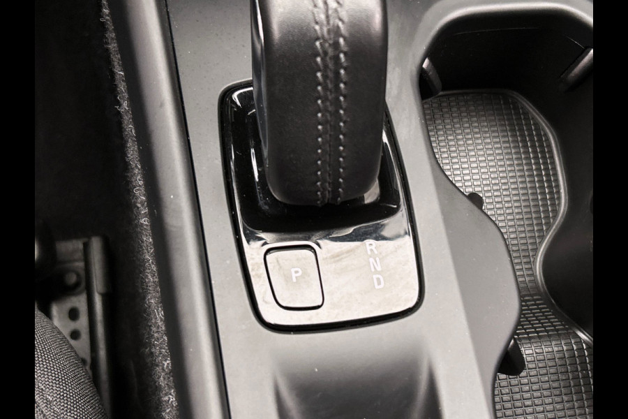 Volvo XC40 1.5 T5 Recharge Inscription 262 PK | Camera | Carplay | Elek. Kofferklep |