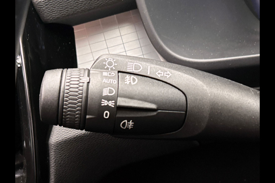Volvo XC40 1.5 T5 Recharge Inscription 262 PK | Camera | Carplay | Elek. Kofferklep |