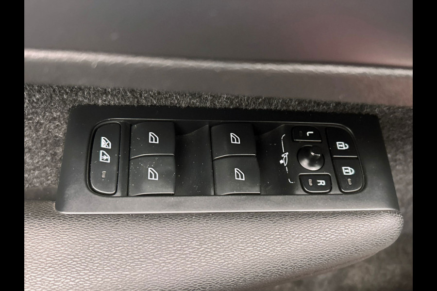 Volvo XC40 1.5 T4 Plug-in hybrid Core Recharge | Elek. Kofferklep | Apple Carplay | Climat/Control | Cruise/Control |