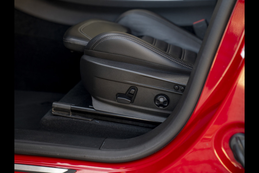 Alfa Romeo Stelvio 2.0T 280pk AWD Veloce | Pano-dak | CarPlay | Adapt. cruise | Lederen dash.