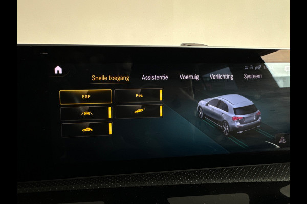 Mercedes-Benz A-Klasse 220 AMG Pano|Stoelverkoeling|Camera |ACC|Sfeer