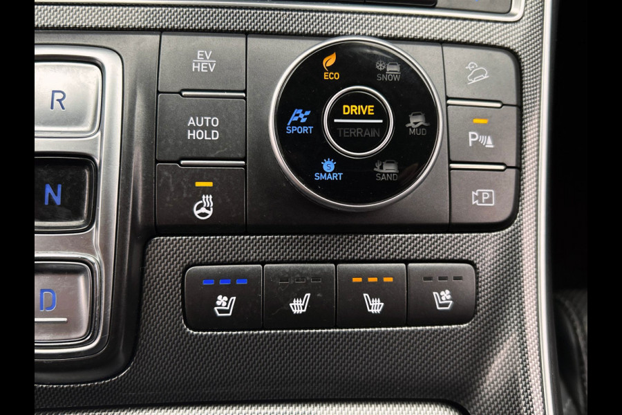 Hyundai Santa Fe 1.6 T-GDI PHEV Premium Plus Sky 7 Persoons | 1e Eigenaar | Adapt. Cruise | Panoramadak | 360 Camera | Memory |