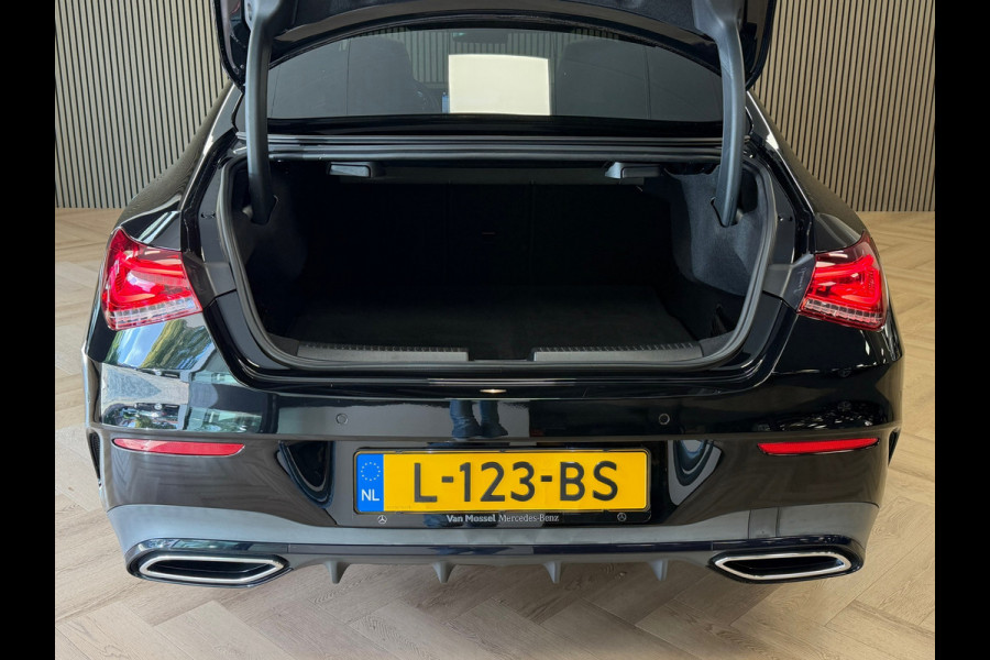 Mercedes-Benz CLA-Klasse 220 Premium Plus AUT. PANORAMADAK NAVIGATIE MEMORY BURMESTER CAMERA STOELVERWARMING SFEERVERLICHTING