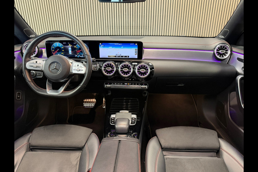 Mercedes-Benz CLA-Klasse 220 Premium Plus AUT. PANORAMADAK NAVIGATIE MEMORY BURMESTER CAMERA STOELVERWARMING SFEERVERLICHTING