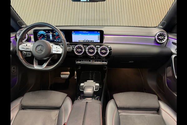 Mercedes-Benz CLA-Klasse 220 Premium Plus AUT. PANORAMADAK NAVIGATIE MEMORY BURMESTER CAMERA STOELVERWARMING SFEERVERLICHTING