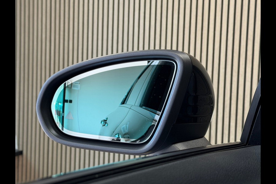 Mercedes-Benz CLA-Klasse 220 Premium Plus AUT. PANORAMADAK NAVIGATIE MEMORY BURMESTER CAMERA STOELVERWARMING SFEERVERLICHTING