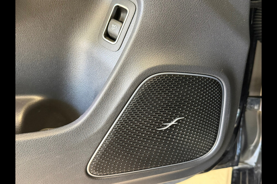 Mercedes-Benz CLA-Klasse 220 Premium Plus AUT. PANORAMADAK NAVIGATIE MEMORY BURMESTER CAMERA STOELVERWARMING SFEERVERLICHTING