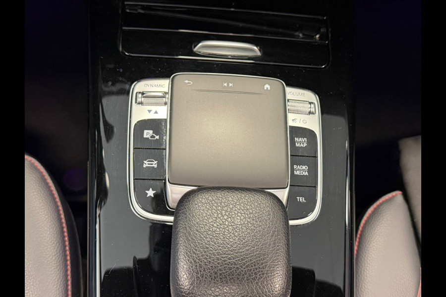 Mercedes-Benz CLA-Klasse 220 Premium Plus AUT. PANORAMADAK NAVIGATIE MEMORY BURMESTER CAMERA STOELVERWARMING SFEERVERLICHTING
