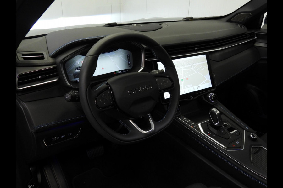 Lynk & Co 01 1.5 PHEV BlackLine TREKH./NAVI/360CAM/SCHUIFDAK/LED/20"LMV!