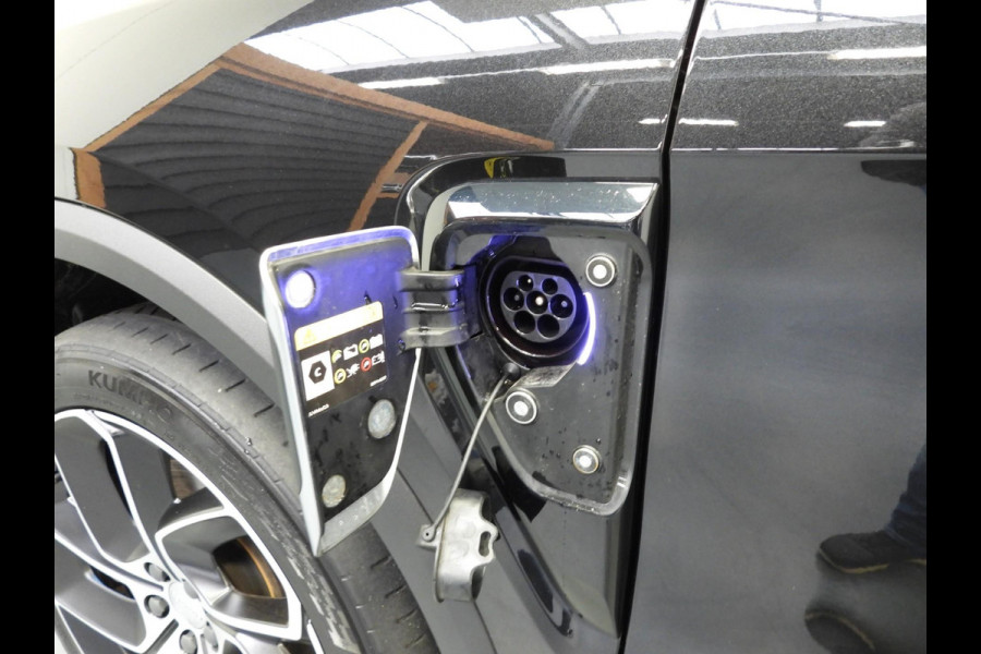 Lynk & Co 01 1.5 PHEV BlackLine TREKH./NAVI/360CAM/SCHUIFDAK/LED/20"LMV!