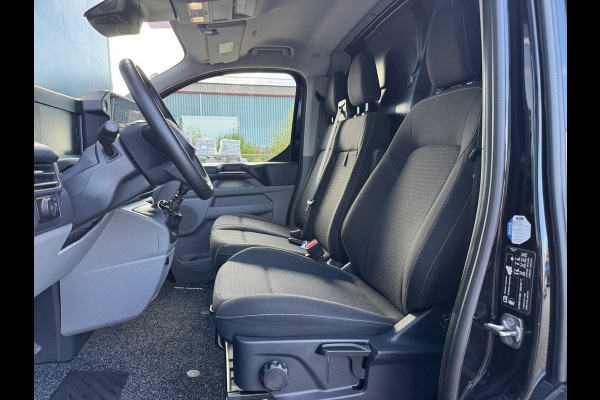 Ford Transit Custom 320 2.0 TDCI L2H1 Trend 136pk | Navi | Carplay | Camera | ACC | 17 inch | Winterpack | BLIS | GARANTIE 2028
