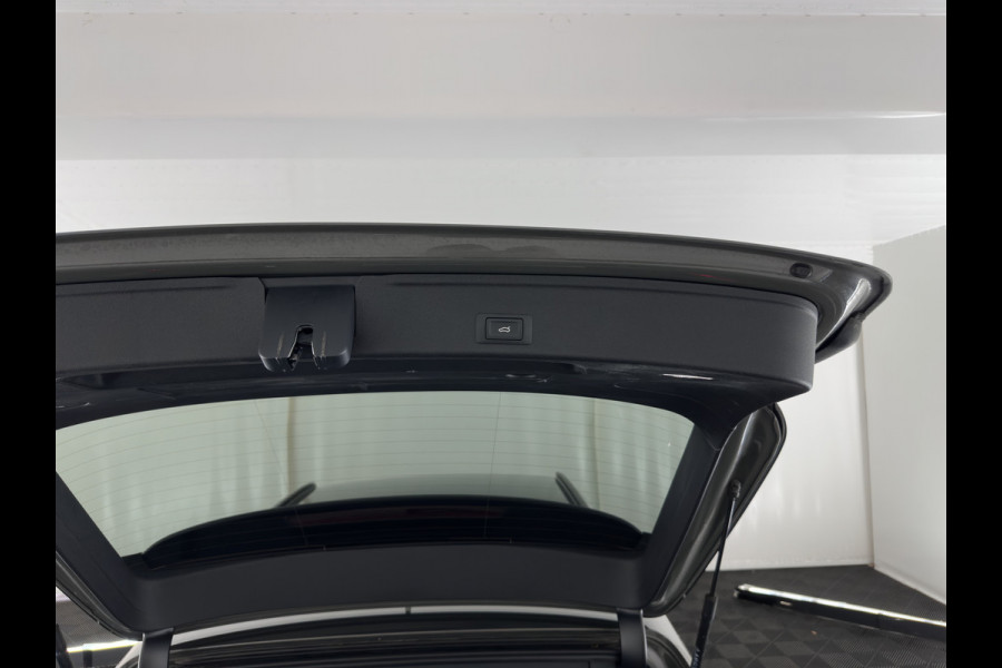 Audi A4 Avant 40 TFSI S edition (INCL.BTW) Aut. *LEATHER-MICROFIBRE | FULL-LED | HEATED-SPORTSEATS | KEYLESS | DIGI-COCKPIT | AMBIENT-LIGHT | NAVI-FULLMAP | PRIVACY-GLASS | SHIFT-PADDLES | ECC | PDC | CRUISE | 18''ALU*