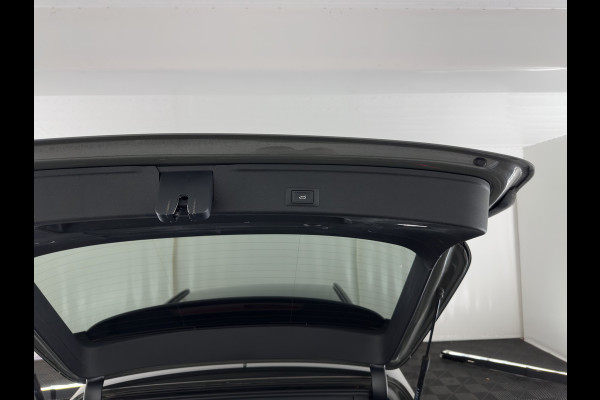 Audi A4 Avant 40 TFSI S edition (INCL.BTW) Aut. *LEATHER-MICROFIBRE | FULL-LED | HEATED-SPORTSEATS | KEYLESS | DIGI-COCKPIT | AMBIENT-LIGHT | NAVI-FULLMAP | PRIVACY-GLASS | SHIFT-PADDLES | ECC | PDC | CRUISE | 18''ALU*