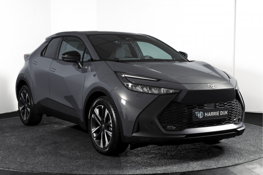 Toyota C-HR 1.8 Hybrid 140 Dynamic | Dig. Cockpit | Adapt. Cruise | Winterpakket | PDC | Camera | NAV + App. Connect | ECC | DAB | LM 18" | 2473