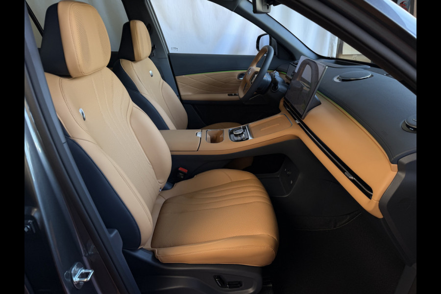 GEELY Starray EM-i MAX+ PHEV LONG RANGE 09/2026 BRUIN LEER | 29,8 kWh ACCU | 136 KM WLTP | PANORAMADAK | STOELVERWARMING/KOELING | LEER | MET MASSA Geely Wijchen