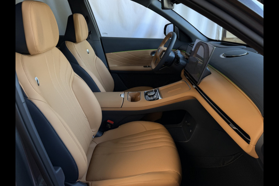 GEELY Starray EM-i MAX+ PHEV LONG RANGE 09/2026 BRUIN LEER | 29,8 kWh ACCU | 136 KM WLTP | PANORAMADAK | STOELVERWARMING/KOELING | LEER | MET MASSA Geely Wijchen