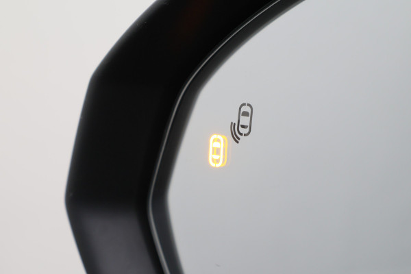 Lynk & Co 01 1.5 Plug-in Hybrid 360° Camera, Panoramadak, ACC, Apple Carplay, DAB, PDC, 20''