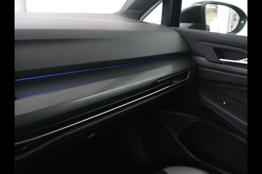 Volkswagen Golf 1.4 eHybrid GTE | SOH 90,0% | Panoramadak | Leder | Adaptive cruise | Memory | Trekhaak | Stuur/stoel verwarming | Stoelventilatie | Camera | Park assist | Carplay | Climate control