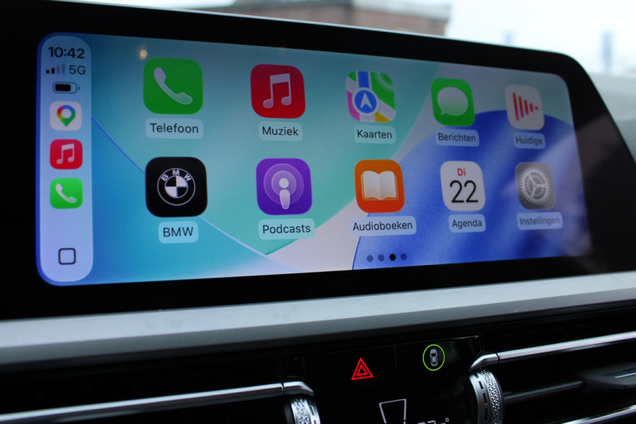 BMW 3 Serie Touring 320e HYBRID AUT. BUSINESS SPORT LEDER/CAMERA/CARPLAY