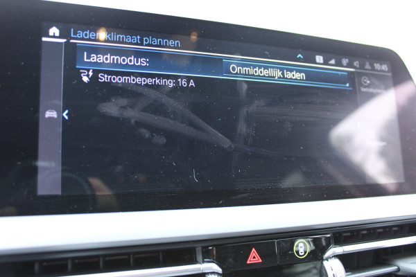 BMW 3 Serie Touring 320e HYBRID AUT. BUSINESS SPORT LEDER/CAMERA/CARPLAY