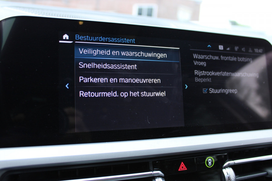 BMW 3 Serie Touring 320e HYBRID AUT. BUSINESS SPORT LEDER/CAMERA/CARPLAY