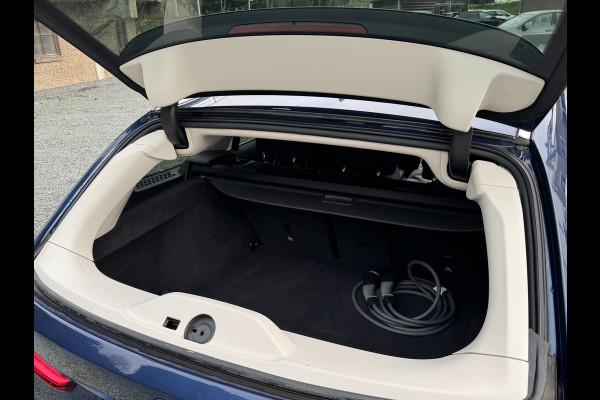 BMW 3 Serie Touring 320e HYBRID AUT. BUSINESS SPORT LEDER/CAMERA/CARPLAY