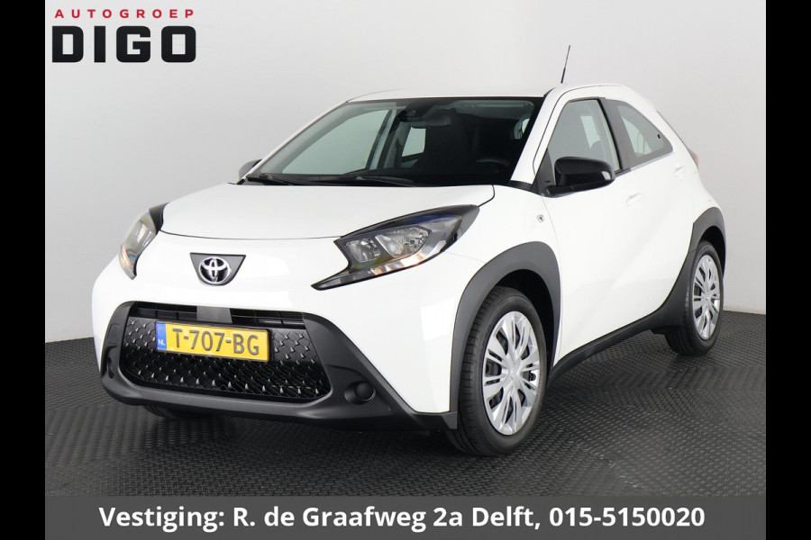 Toyota Aygo X 1.0 VVT-i MT Play | SLECHTS 5.300 KM! | Apple Carplay & AndroidAUTO | Camera | 1e eigenaar |