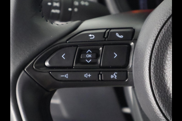 Toyota Aygo X 1.0 VVT-i MT Play | SLECHTS 5.300 KM! | Apple Carplay & AndroidAUTO | Camera | 1e eigenaar |