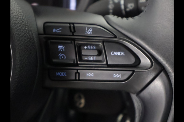 Toyota Aygo X 1.0 VVT-i MT Play | SLECHTS 5.300 KM! | Apple Carplay & AndroidAUTO | Camera | 1e eigenaar |