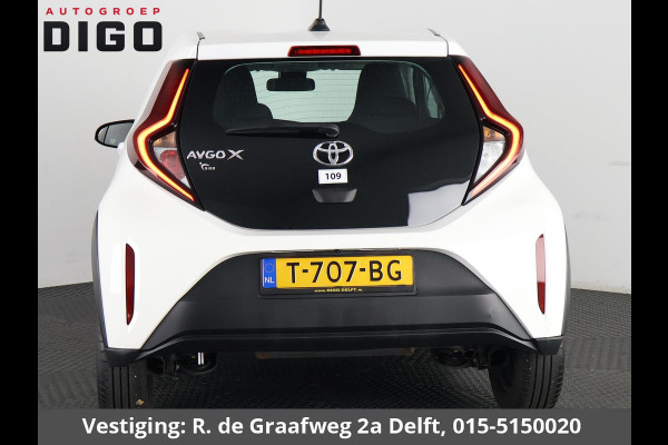 Toyota Aygo X 1.0 VVT-i MT Play | SLECHTS 5.300 KM! | Apple Carplay & AndroidAUTO | Camera | 1e eigenaar |