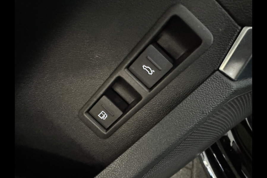 Audi A3 Sportback 45 TFSI e S Line Competition Pano|Massage|S3 Pack