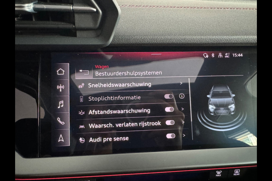 Audi A3 Sportback 45 TFSI e S Line Competition Pano|Massage|S3 Pack