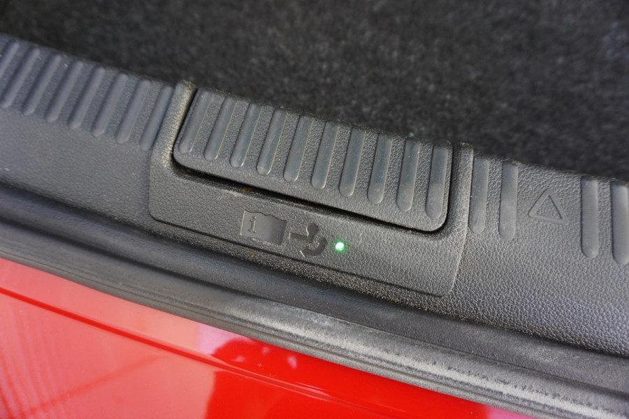 Škoda Superb 1.4 TSI iV Business Edition Plus/TREKHAAK/CAMERA!