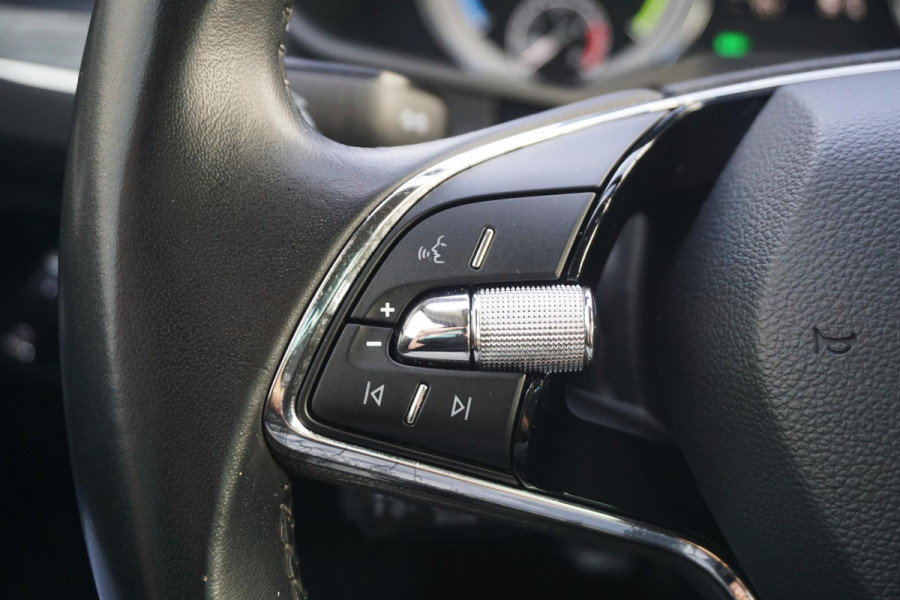 Škoda Superb 1.4 TSI iV Business Edition Plus/TREKHAAK/CAMERA!
