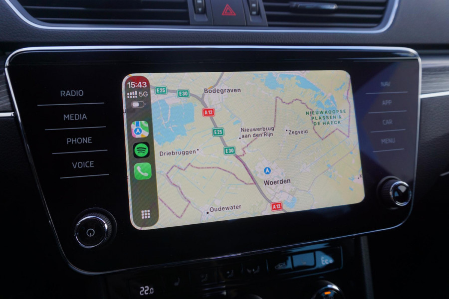 Škoda Superb 1.4 TSI iV Business Edition Plus/TREKHAAK/CAMERA!