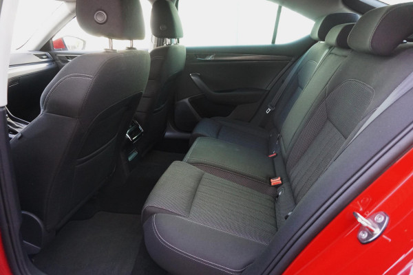 Škoda Superb 1.4 TSI iV Business Edition Plus/TREKHAAK/CAMERA!