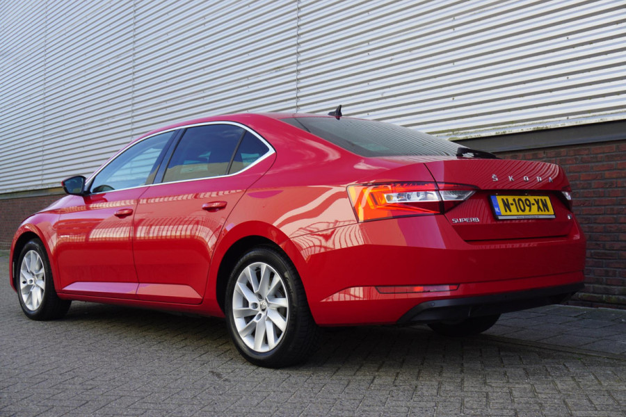 Škoda Superb 1.4 TSI iV Business Edition Plus/TREKHAAK/CAMERA!