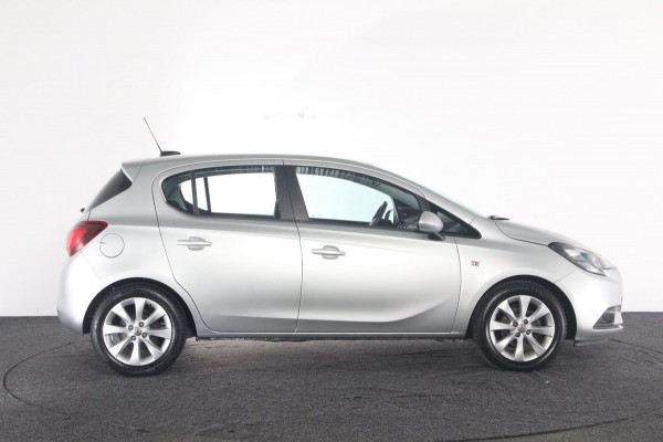 Opel Corsa 1.4 Favourite | NL-auto | navigatie | pdc achter