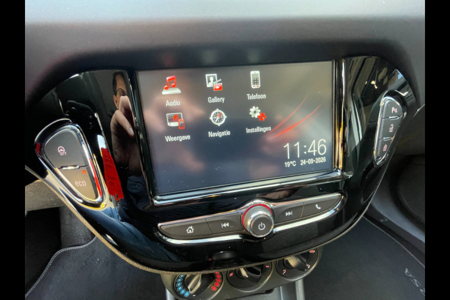 Opel Corsa 1.4 Favourite | NL-auto | navigatie | pdc achter