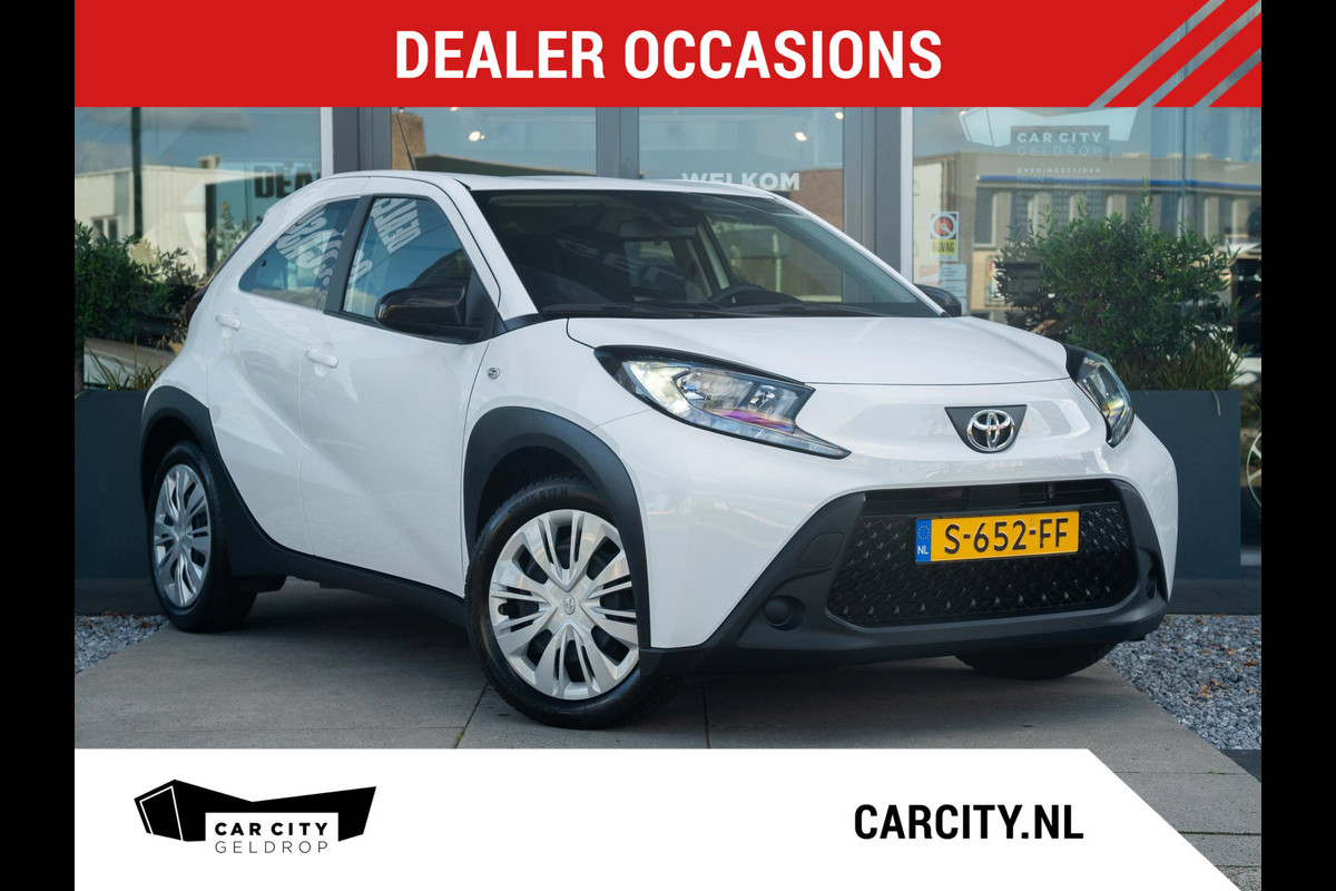 Toyota Aygo X 1.0 VVT-i Play | Adaptive Cruise | Camera | DAB