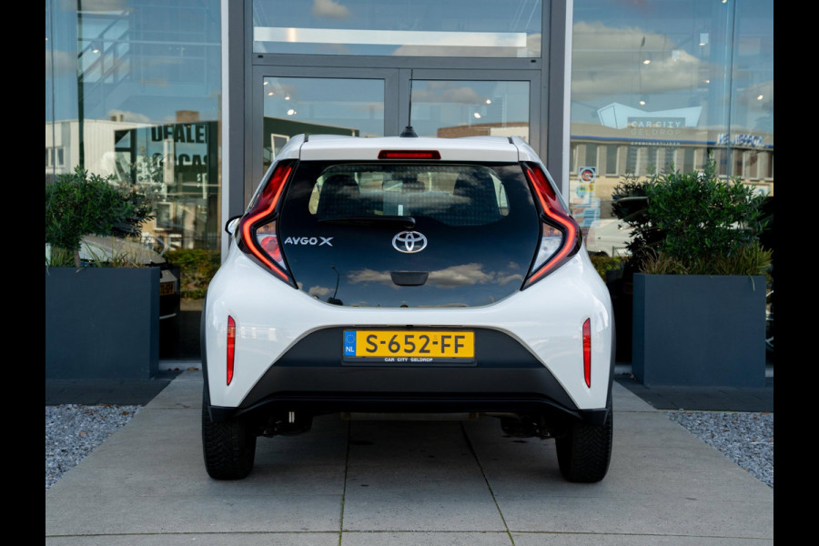 Toyota Aygo X 1.0 VVT-i Play | Adaptive Cruise | Camera | DAB