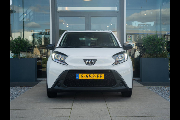 Toyota Aygo X 1.0 VVT-i Play | Adaptive Cruise | Camera | DAB
