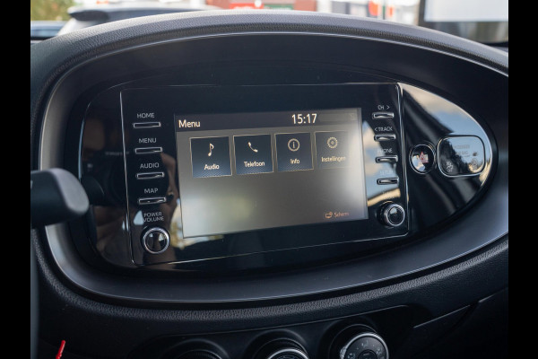 Toyota Aygo X 1.0 VVT-i Play | Adaptive Cruise | Camera | DAB