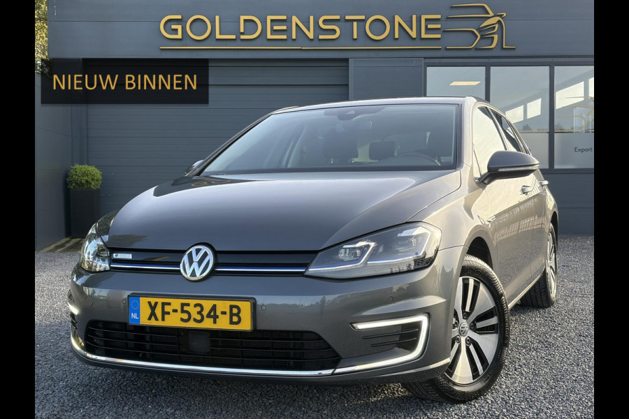 Volkswagen e-Golf e-Golf ✓SOH 90.2%✓1e Eigenaar✓Dealer Onderhouden✓Camera✓Carplay✓Navi✓Virtual Cockpit✓LED✓Pdc V+A✓Keyless✓Lm velgen✓Bj 12-2018✓N.A.P✓Apk tot 01-2027