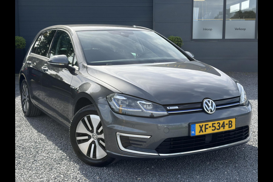 Volkswagen e-Golf e-Golf ✓SOH 90.2%✓1e Eigenaar✓Dealer Onderhouden✓Camera✓Carplay✓Navi✓Virtual Cockpit✓LED✓Pdc V+A✓Keyless✓Lm velgen✓Bj 12-2018✓N.A.P✓Apk tot 01-2027