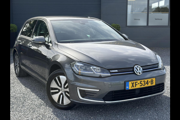 Volkswagen e-Golf e-Golf ✓SOH 90.2%✓1e Eigenaar✓Dealer Onderhouden✓Camera✓Carplay✓Navi✓Virtual Cockpit✓LED✓Pdc V+A✓Keyless✓Lm velgen✓Bj 12-2018✓N.A.P✓Apk tot 01-2027