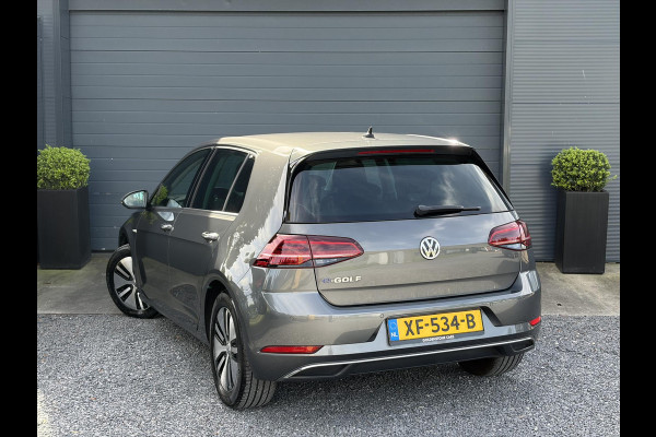 Volkswagen e-Golf e-Golf ✓SOH 90.2%✓1e Eigenaar✓Dealer Onderhouden✓Camera✓Carplay✓Navi✓Virtual Cockpit✓LED✓Pdc V+A✓Keyless✓Lm velgen✓Bj 12-2018✓N.A.P✓Apk tot 01-2027